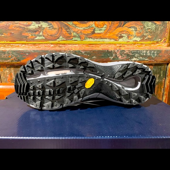 New REEBOK Zig Kinetica II 2 Edge GTX Gore-Tex x Vibram 11.5 NIB (broken box) - Picture 2 of 7